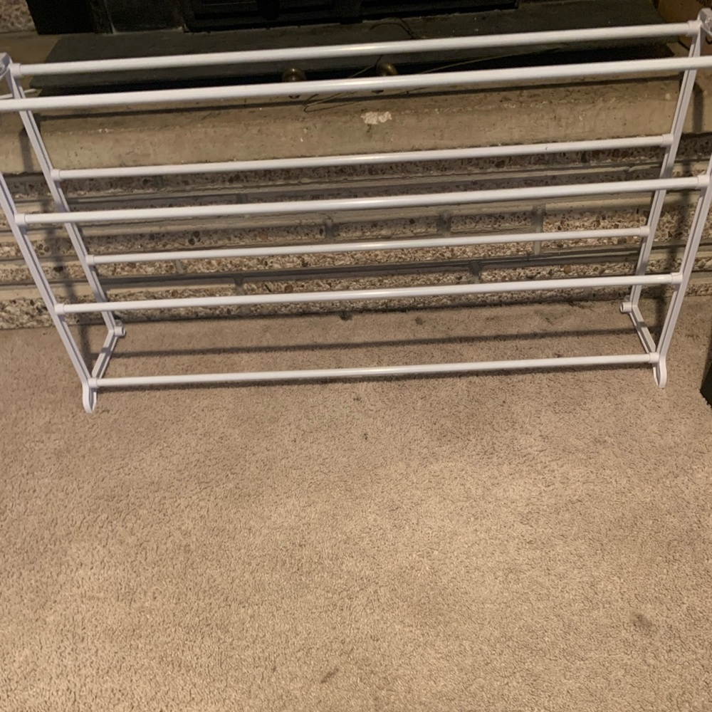 Shoe rack